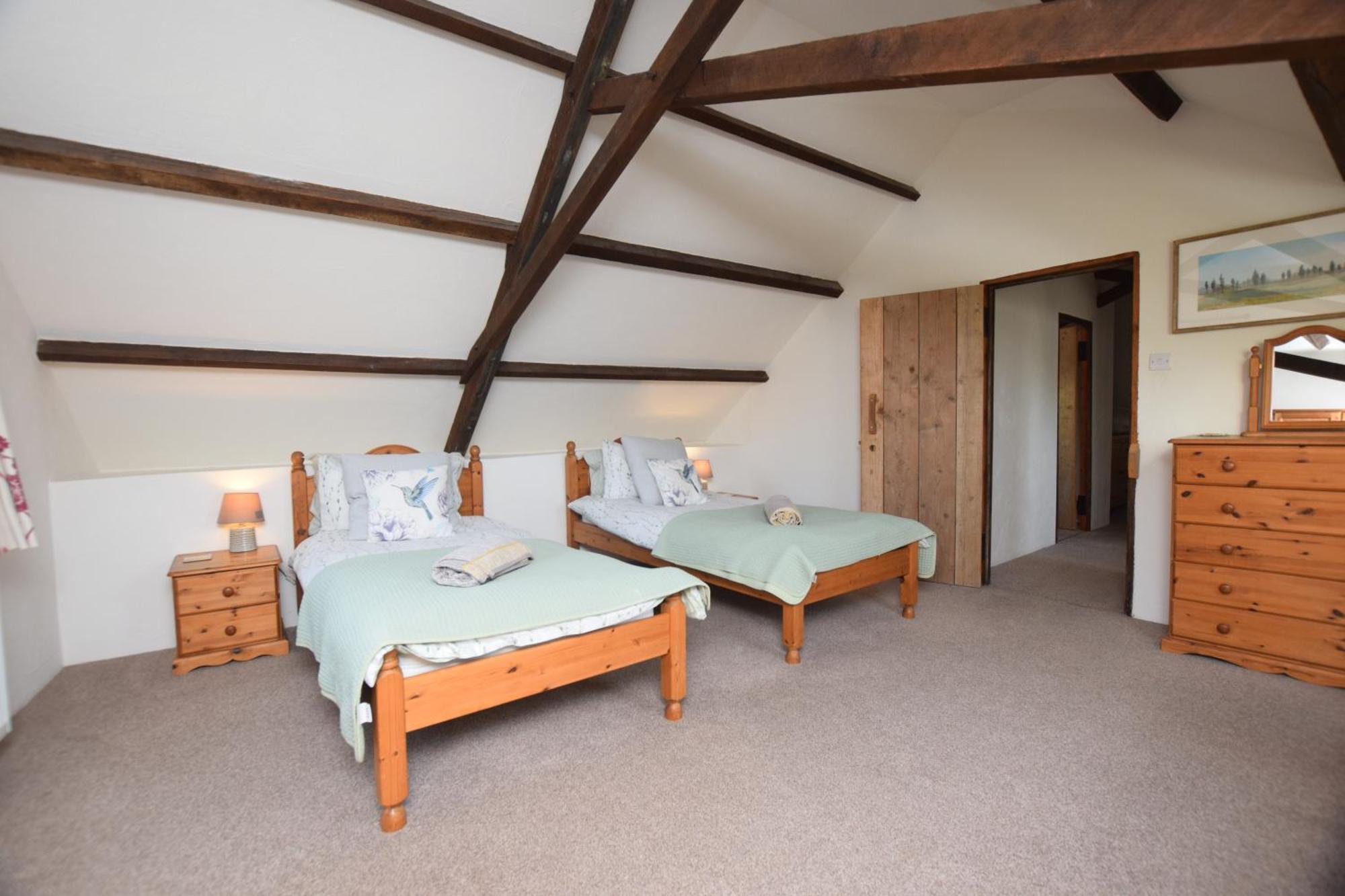 Award Winning Lower Whitsleigh Farm Cottage Roborough Exterior photo