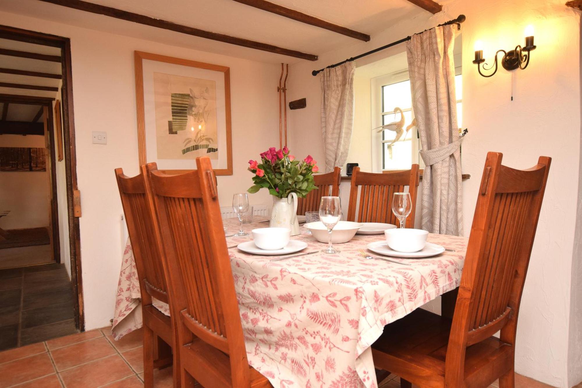 Award Winning Lower Whitsleigh Farm Cottage Roborough Exterior photo